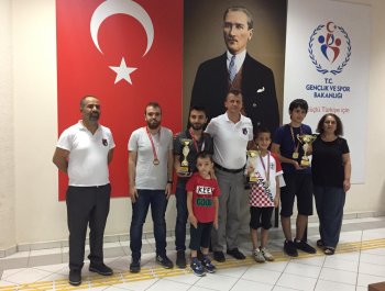 Etka Karabulut 30 Ağustos Zafer Bayramı Satranç Turnuvası Ankara ikincisi
